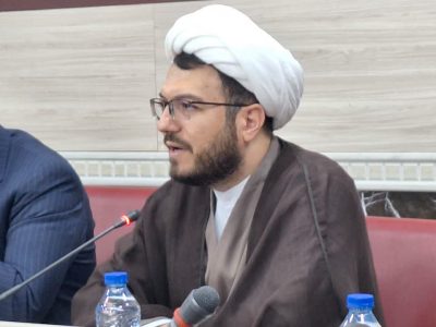 کتابخانه مدرن در محل سابق حوزه علمیه مرند؛ آمفی‌تئاتر فرهنگ و ارشاد در انتظار اعتبار و نوسازی